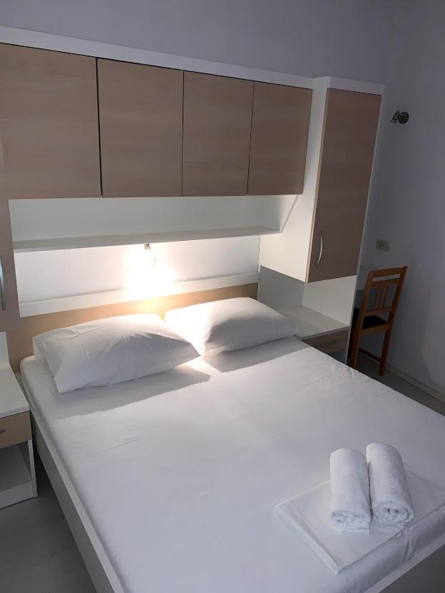 Apartments Center Baška Voda Exteriör bild